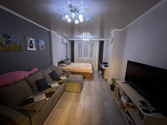 Продам двухкомнатную (2-комн.) квартиру, Магнитогорская ул, 1а/25, Ростов-на-Дону г
