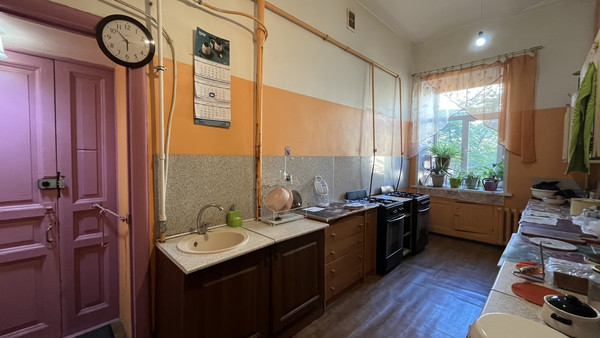 Продам комнату в 5-комн. квартире, Загородный пр-кт, 13, Санкт-Петербург г