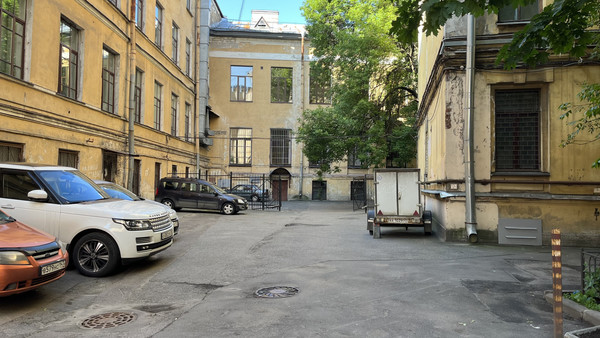 Продам комнату в 5-комн. квартире, Загородный пр-кт, 13, Санкт-Петербург г