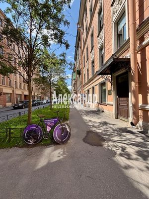 Продам комнату в 4-комн. квартире, 7-я Красноармейская ул, 22-24, Санкт-Петербург г