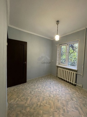 Продам трехкомнатную (3-комн.) квартиру, Ленина (Молдовка мкр) ул, 48, Сочи г