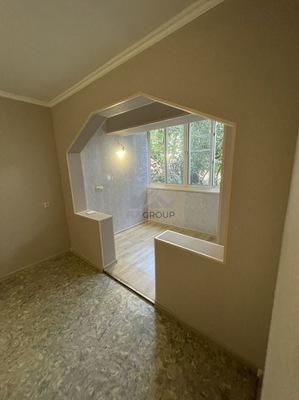 Продам трехкомнатную (3-комн.) квартиру, Ленина (Молдовка мкр) ул, 48, Сочи г