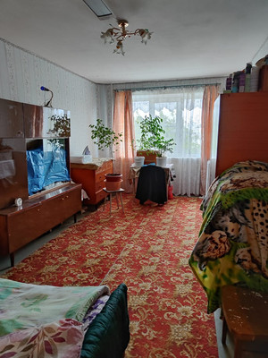 Продам трехкомнатную (3-комн.) квартиру, 6, Ям-Тесово д