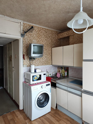 Продам трехкомнатную (3-комн.) квартиру, 6, Ям-Тесово д