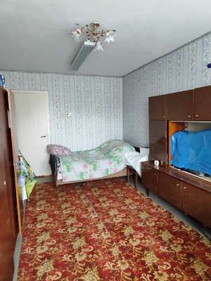 Продам трехкомнатную (3-комн.) квартиру, 6, Ям-Тесово д