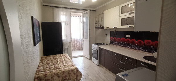 Продам однокомнатную (1-комн.) квартиру, Парковая ул, 64к1, Анапа г