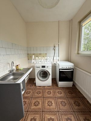 Продам однокомнатную (1-комн.) квартиру, Ветеранов пр-кт, 82, Санкт-Петербург г