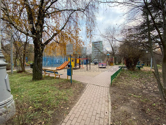 Продам трехкомнатную (3-комн.) квартиру, 1-я Мелитопольская ул, 10, Москва г