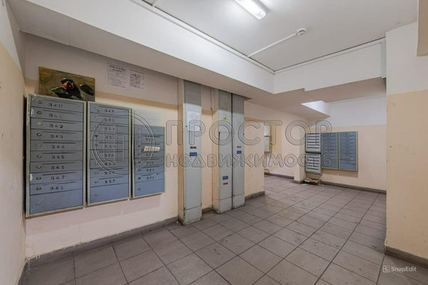 Продам однокомнатную (1-комн.) квартиру, Ангарская ул, 67к3, Москва г