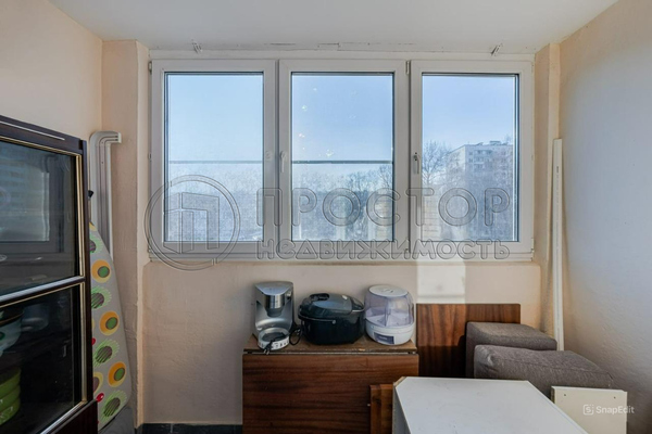 Продам однокомнатную (1-комн.) квартиру, Ангарская ул, 67к3, Москва г