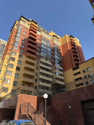 Продам двухкомнатную (2-комн.) квартиру, Максима Горького ул, 242, Ростов-на-Дону г