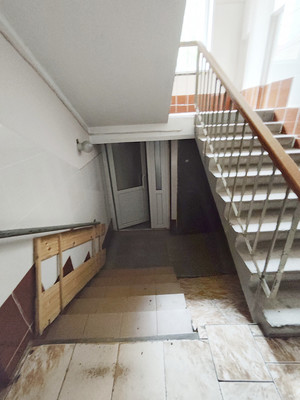 Продам двухкомнатную (2-комн.) квартиру, Шишкова ул, 107, Воронеж г