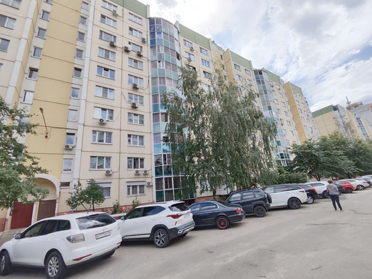 Продам двухкомнатную (2-комн.) квартиру, Шишкова ул, 107, Воронеж г