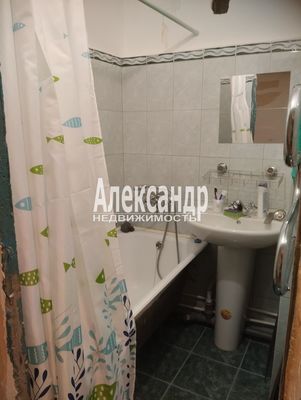 Продам двухкомнатную (2-комн.) квартиру, Маршала Блюхера пр-кт, 65, Санкт-Петербург г