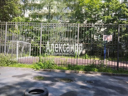 Продам двухкомнатную (2-комн.) квартиру, Маршала Блюхера пр-кт, 65, Санкт-Петербург г