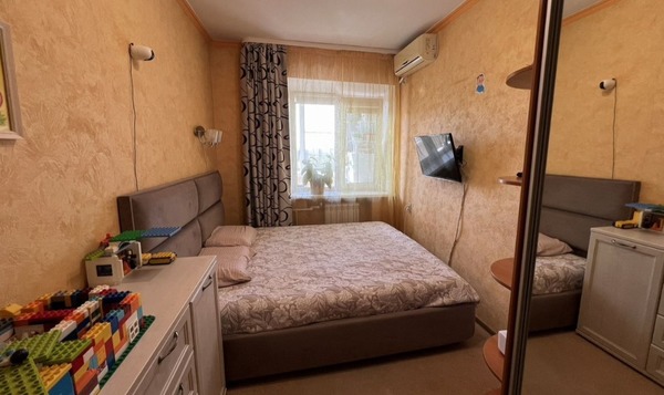 Продам двухкомнатную (2-комн.) квартиру, Ленина пр-кт, 89/3, Ростов-на-Дону г