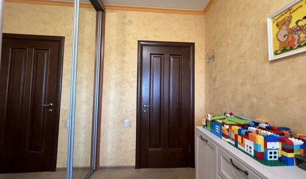 Продам двухкомнатную (2-комн.) квартиру, Ленина пр-кт, 89/3, Ростов-на-Дону г
