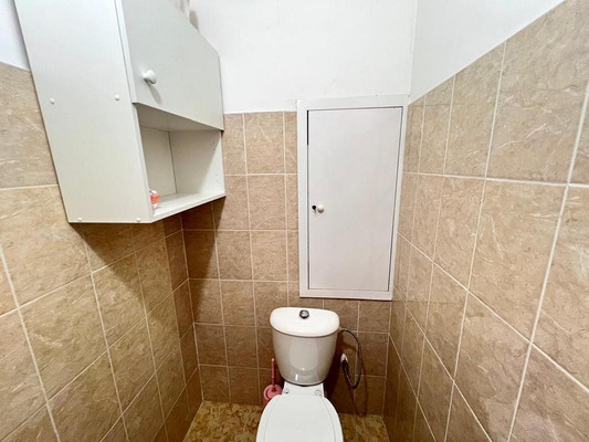 Продам трехкомнатную (3-комн.) квартиру, Еременко ул, 97к29, Ростов-на-Дону г