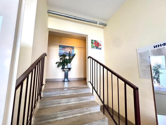 Продам трехкомнатную (3-комн.) квартиру, Еременко ул, 97к29, Ростов-на-Дону г