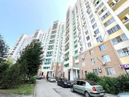 Продам трехкомнатную (3-комн.) квартиру, Еременко ул, 97к29, Ростов-на-Дону г