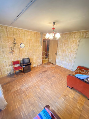Продам двухкомнатную (2-комн.) квартиру, Бескудниковский б-р, 57к2, Москва г