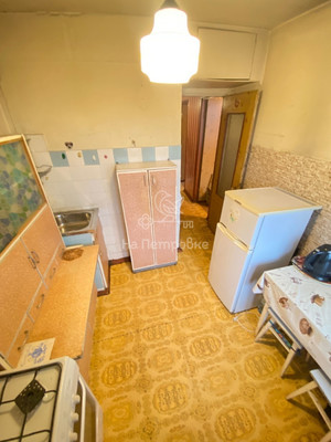 Продам двухкомнатную (2-комн.) квартиру, Бескудниковский б-р, 57к2, Москва г