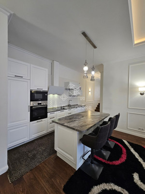 Продам трехкомнатную (3-комн.) квартиру, 1к1, Сосенки д
