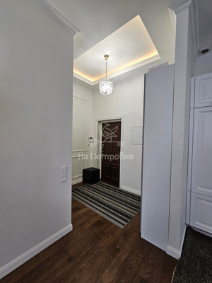 Продам трехкомнатную (3-комн.) квартиру, 1к1, Сосенки д