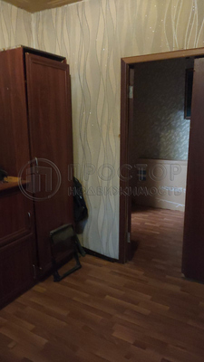 Продам трехкомнатную (3-комн.) квартиру, Луговой проезд, 6, Москва г