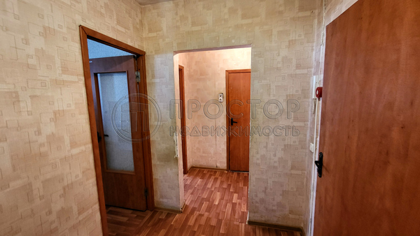 Продам однокомнатную (1-комн.) квартиру, Большая Очаковская ул, 12к5, Москва г