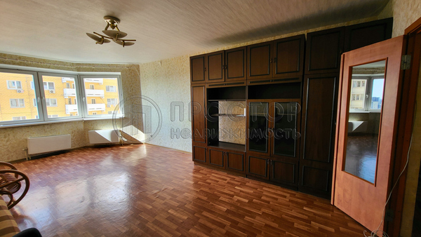Продам двухкомнатную (2-комн.) квартиру, Большая Очаковская ул, 12к5, Москва г