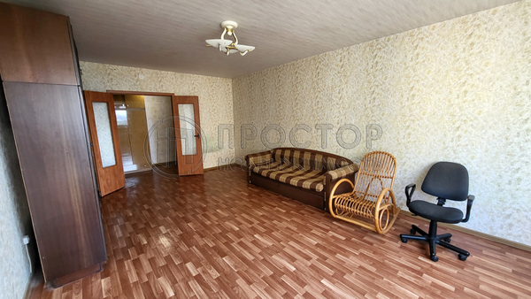 Продам двухкомнатную (2-комн.) квартиру, Большая Очаковская ул, 12к5, Москва г
