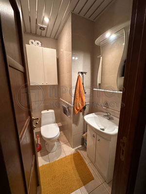 Продам трехкомнатную (3-комн.) квартиру, Белореченская ул, 45к1, Москва г