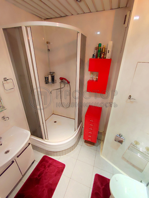 Продам многокомнатную квартиру, Суздальская ул, 8к1, Москва г