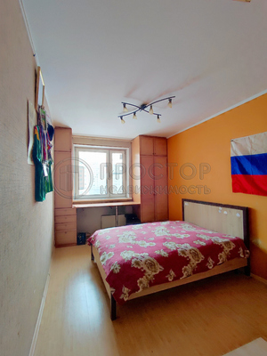 Продам многокомнатную квартиру, Суздальская ул, 8к1, Москва г