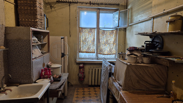 Продам трехкомнатную (3-комн.) квартиру, Ананьевский пер, 5с9, Москва г