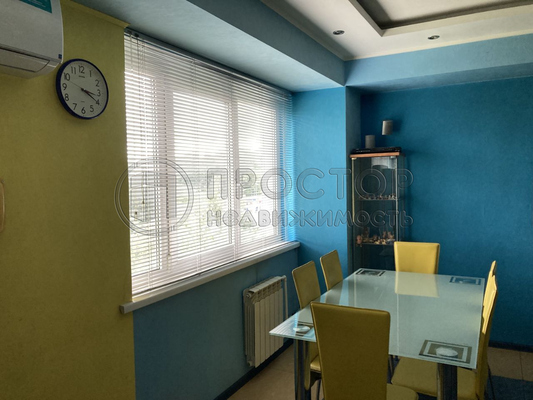 Продам многокомнатную квартиру, Беловежская ул, 15, Москва г