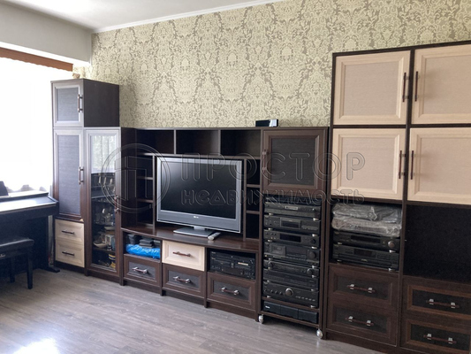 Продам многокомнатную квартиру, Беловежская ул, 15, Москва г