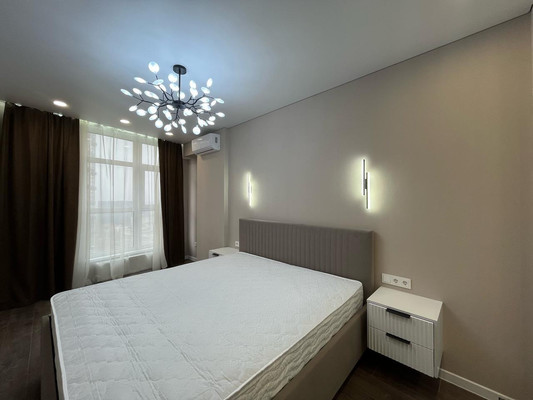 Продам однокомнатную (1-комн.) квартиру, Красноармейская ул, 157В/83, Ростов-на-Дону г