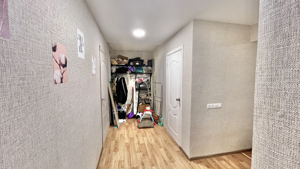 Продам двухкомнатную (2-комн.) квартиру, Белинского ул, 10, Воткинск г
