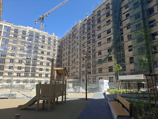 Продам двухкомнатную (2-комн.) квартиру (долевое), Старшины Дадаева ул, Калининград г