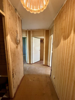 Продам трехкомнатную (3-комн.) квартиру, Дмитровская ул, 21, Базарово д