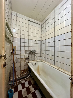 Продам трехкомнатную (3-комн.) квартиру, Дмитровская ул, 21, Базарово д