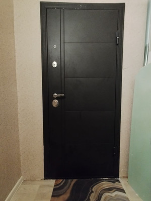 Продам трехкомнатную (3-комн.) квартиру, Октябрьский пр-кт, 1, Нижний Тагил г