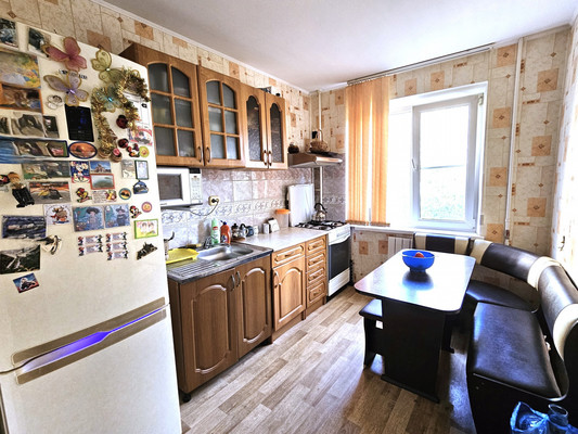 Продам двухкомнатную (2-комн.) квартиру, им. Дмитрия Благоева ул, 50, Краснодар г