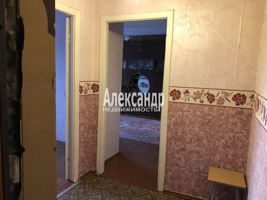 Продам двухкомнатную (2-комн.) квартиру, Юбилейная ул, 3, Кузнечное гп