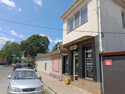 Продам торговое помещение 85,2 м2, Футболистов ул, 111, Симферополь г