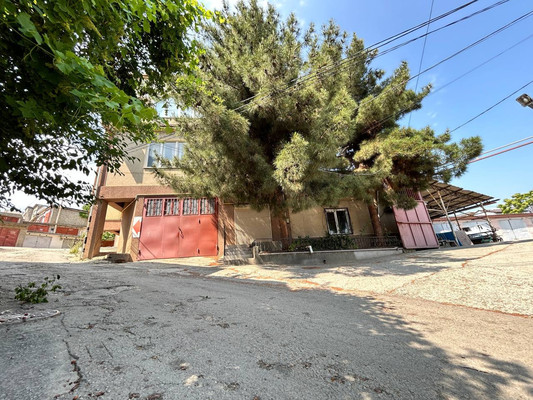 Продам коммерческое помещение 1 400 м2, Судакская ул, 1ка, Алушта г