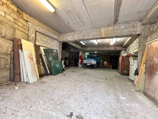 Продам коммерческое помещение 1 400 м2, Судакская ул, 1ка, Алушта г