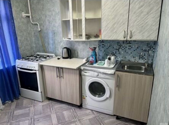 Продам однокомнатную (1-комн.) квартиру, Карамзина ул, 6, Новороссийск г